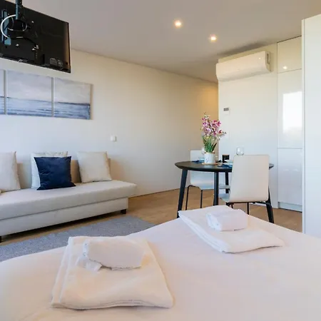 Nice Circunvalacao Studio Ii By Unique Hosts * Senhora da Hora